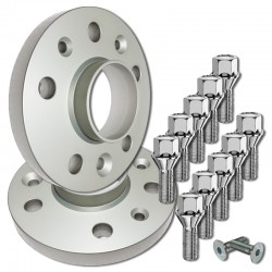 ELARGISSEUR DE VOIE INFINITI Q30 - 20mm par cale. PCD 5x112 - EDV Factory.
