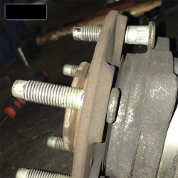 Élargisseurs de voie pour INFINITI G35. 20mm par cale. Le meilleur prix et Le plus gros stock sur elargisseurdevoie.com